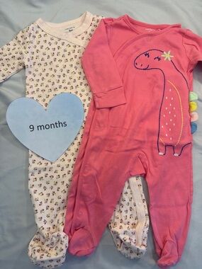 Carter's - Set of 2 Floral and Dino Pink Pajama Set/Onesies/Sleepers/Footies